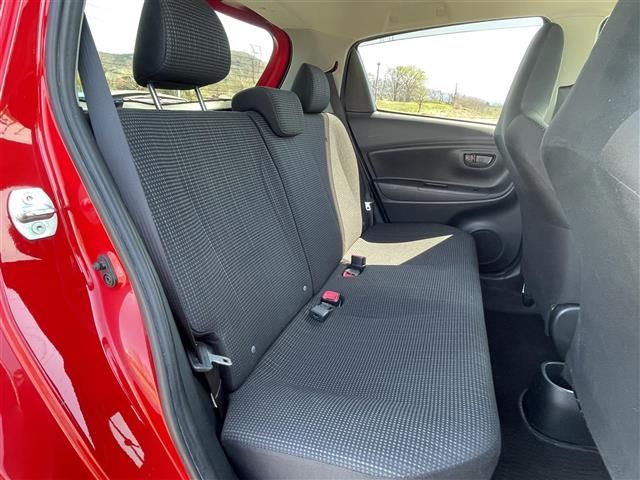 2015 TOYOTA VITZ